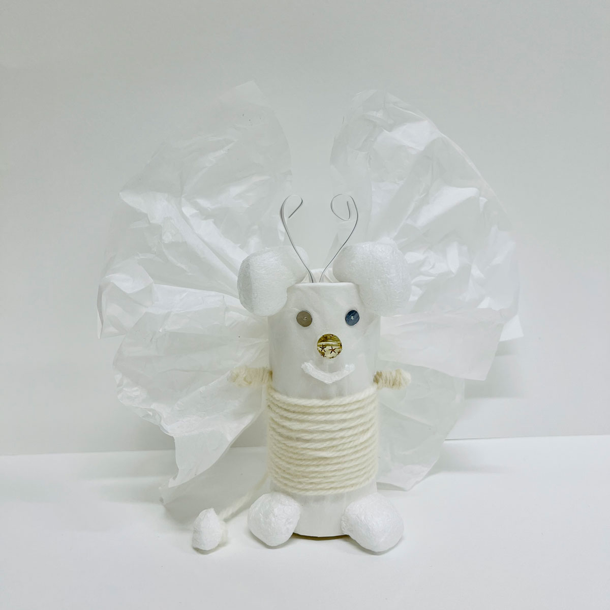 工作レッスン「白い素材で生き物をつくろう」画像